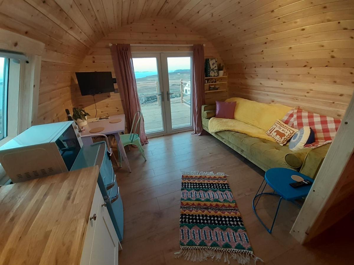 The Sleepy Crofter Glamping - Achiltibuie Hotell Exteriör bild