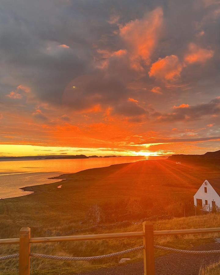 The Sleepy Crofter Glamping - Achiltibuie Hotell Exteriör bild